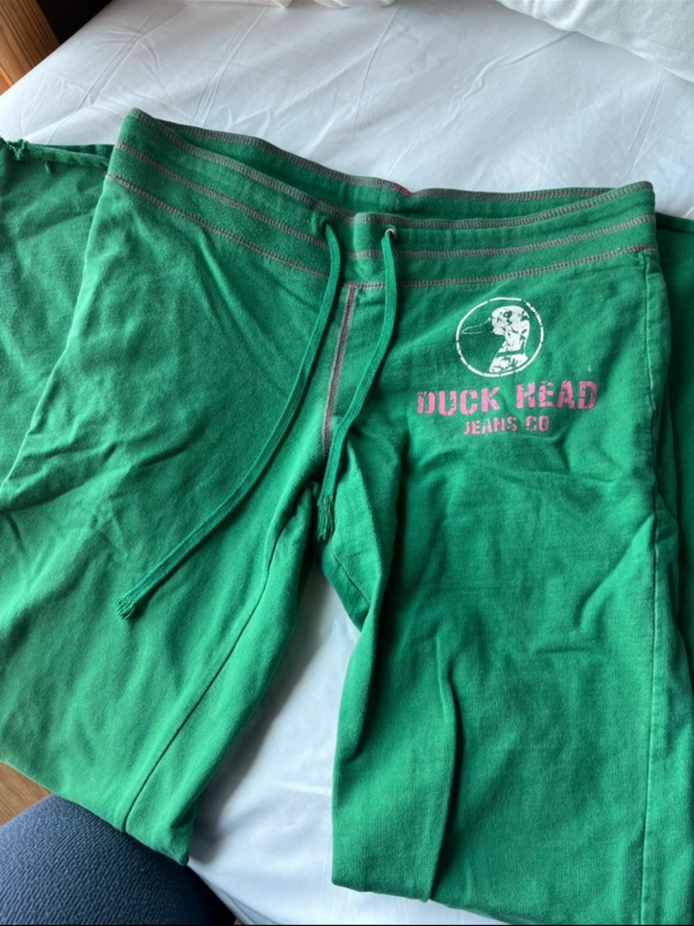 Duck Head Jeans Co. Green Sweatpants low rise flare y2k vintage